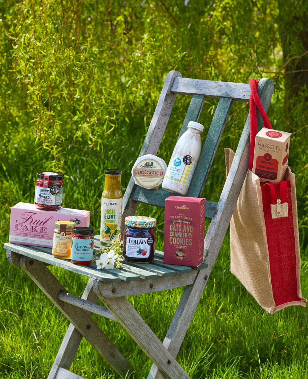 Country Market Selection Gift Hamper<br/>(Corporate Gifts)