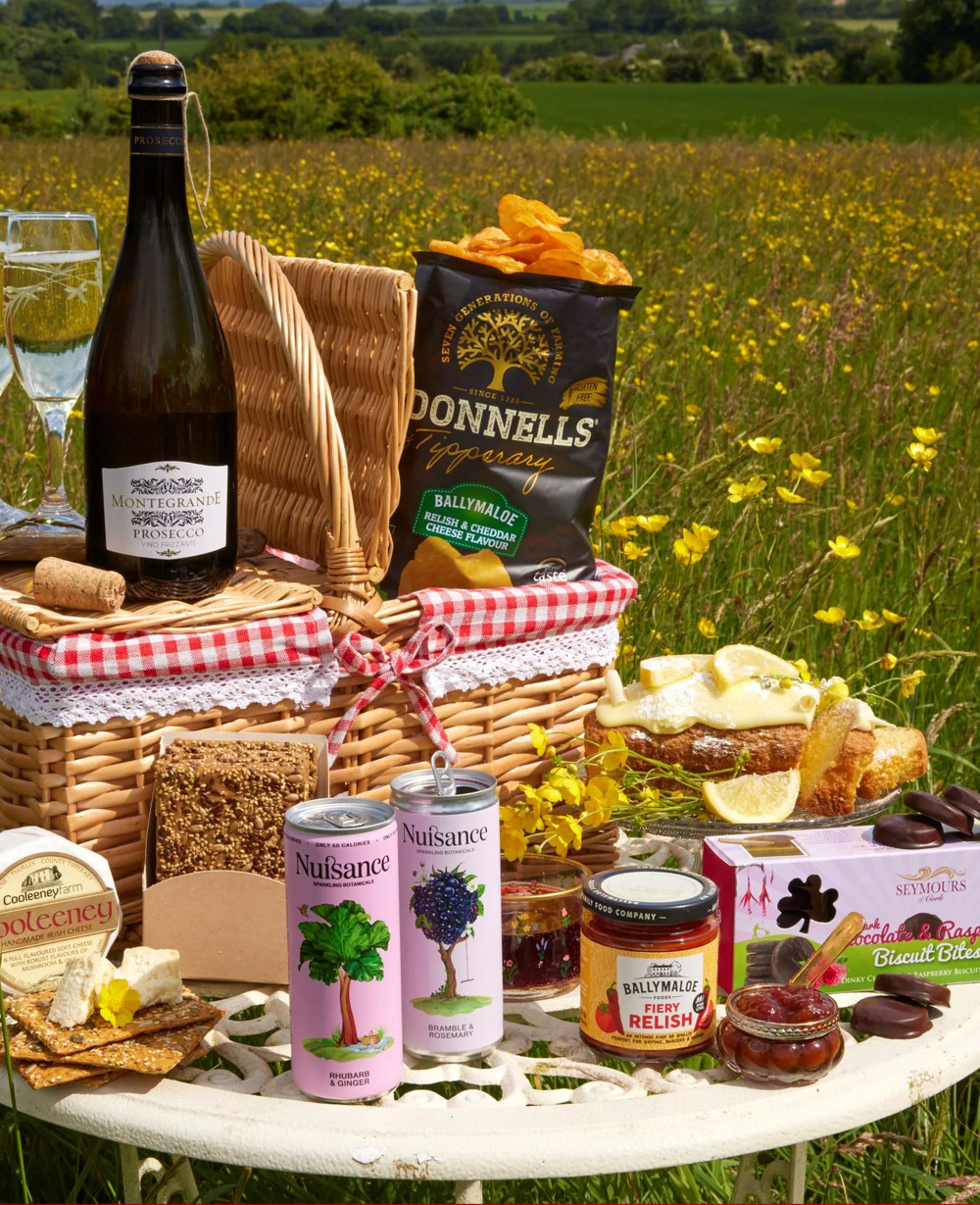 Summer Meadow Dreams Complete Picnic Set Gift Hamper<br/>(Corporate Gifts)