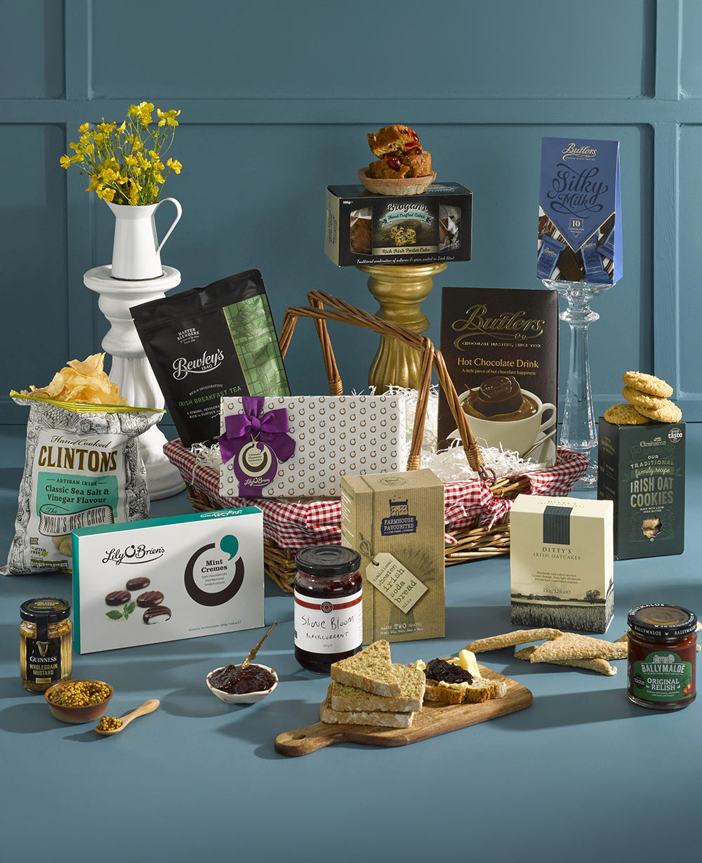 Thoughts & Indulgence Gift Hamper<br/>(Christmas Hampers)